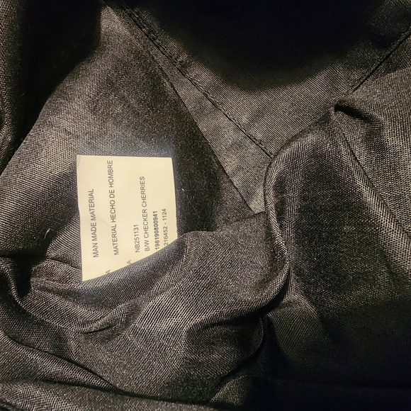 No Boundaries Crocheted Hobo Bag - Picture 3 of 10